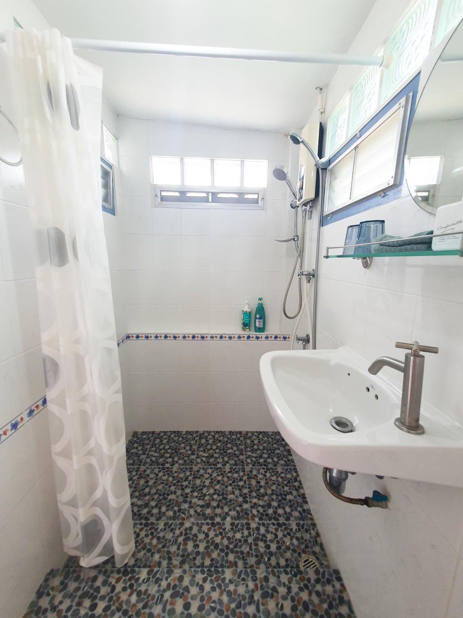 Kinn Stay50 Bangkok Bilik gambar