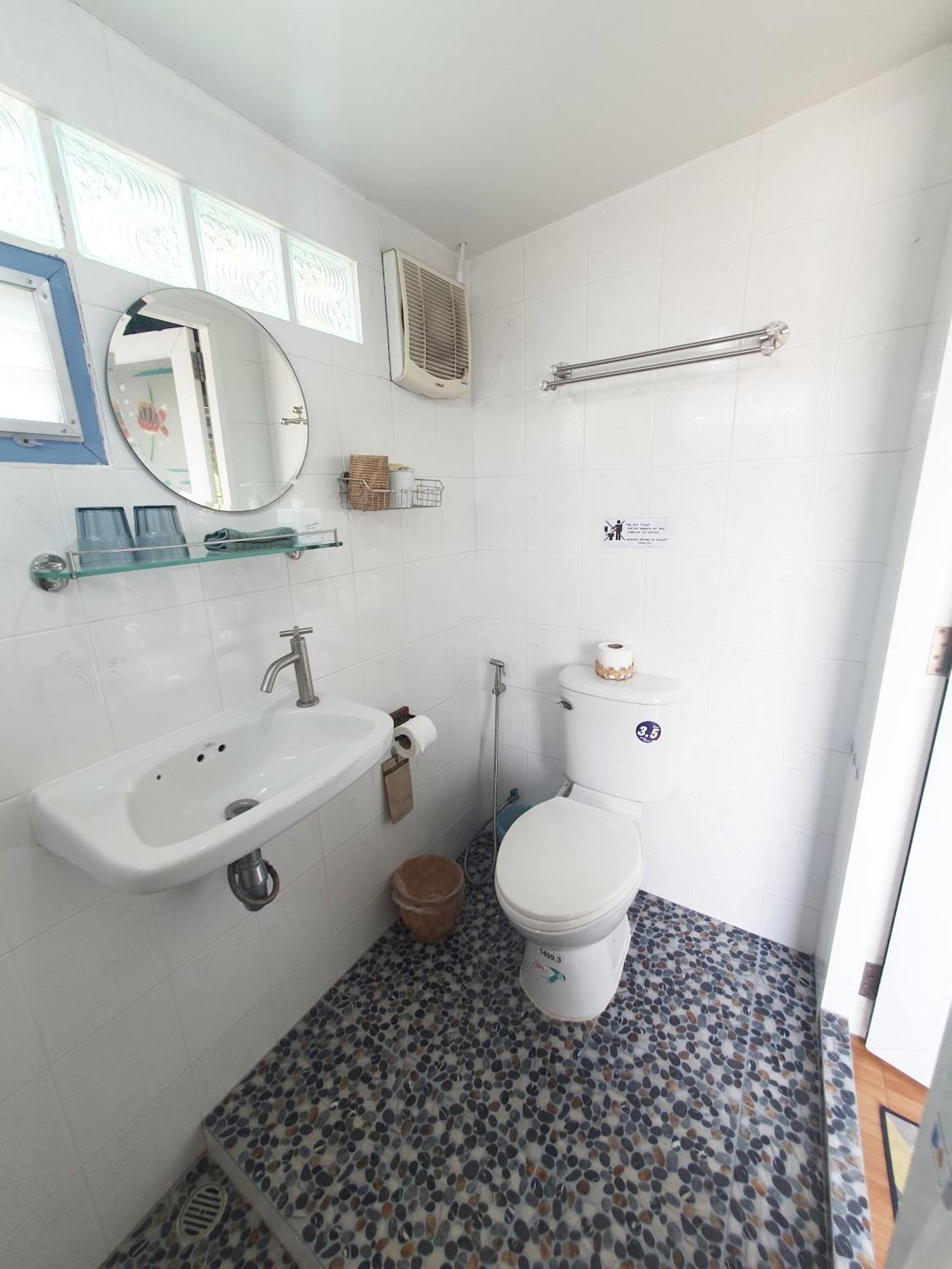 Kinn Stay50 Bangkok Bilik gambar